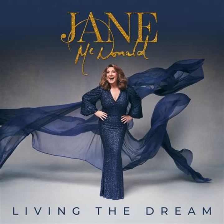 Jodie Sweetin's Powerful Vocals: Making Music Sing